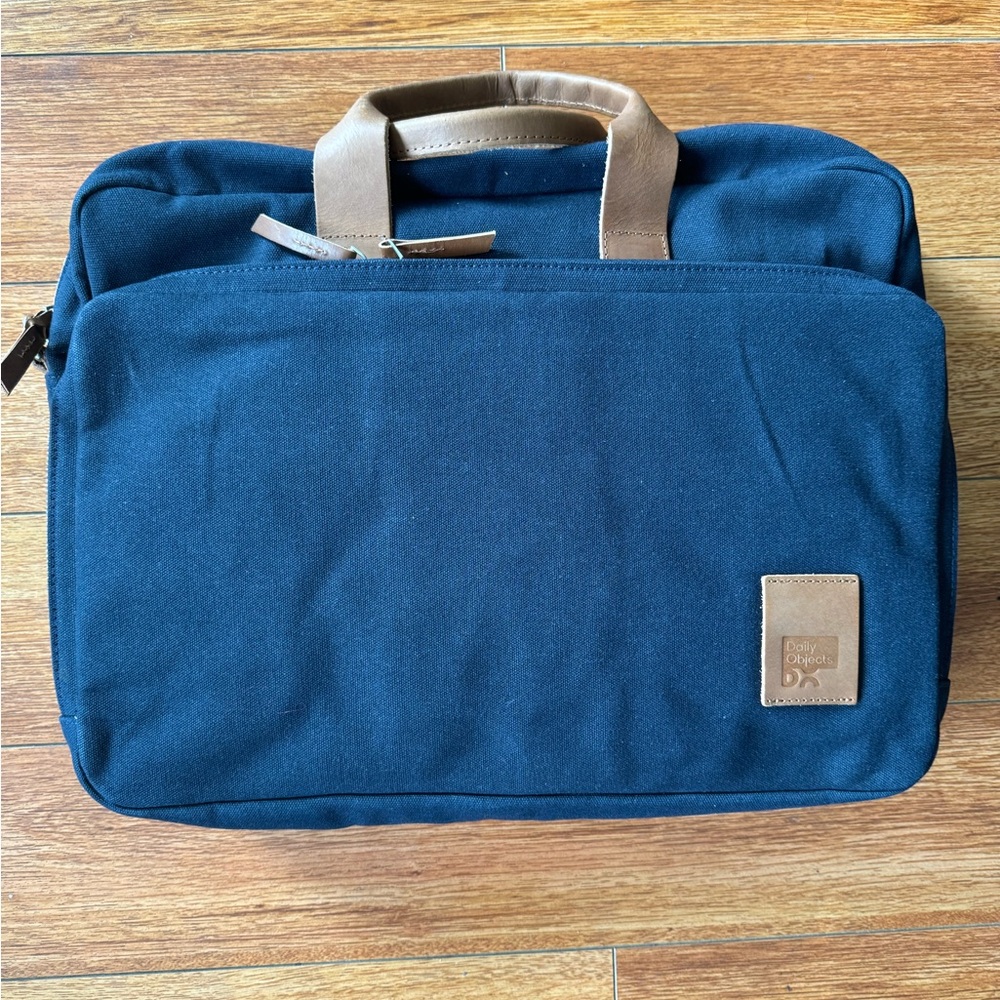 Canvas and leather Messenger / Laptop Bag